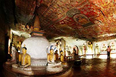 Old Buddist Caves Temple |  pradeeptours.com