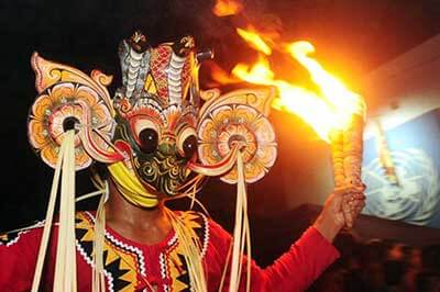 Kandy cultural Dance  | pradeeptours.com